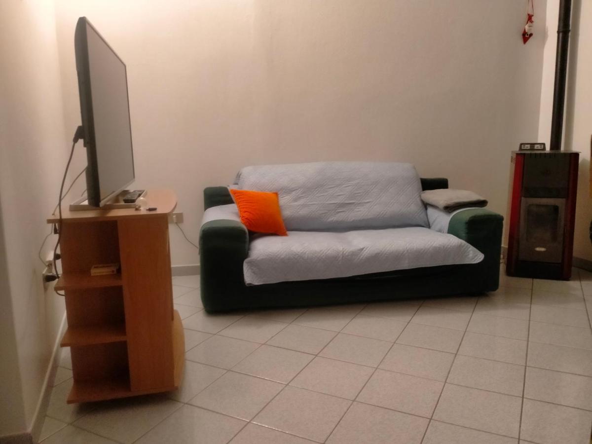 Appartamento Santa Giusta Exterior foto